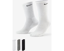 Nike - Everyday Cushion Crew Socks - 3-Pack Crew Socks-34 - 38