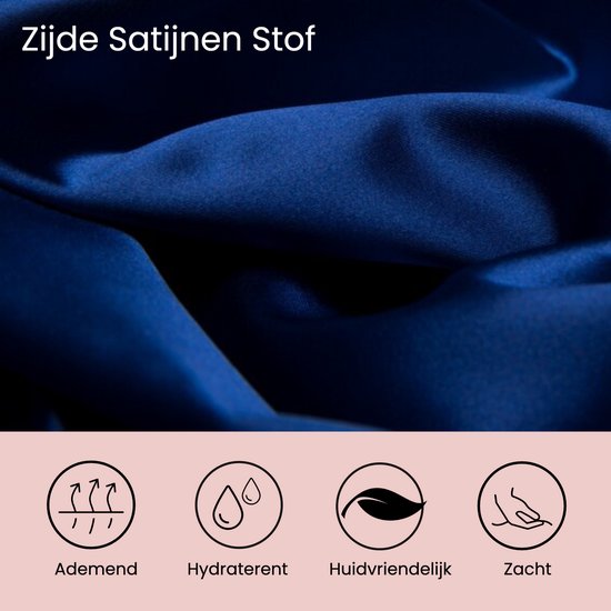 Gedetailleerde textuur van een diepblauwe satijnen stof. Iconen voor ademend, hydraterend, huidvriendelijk en zacht.