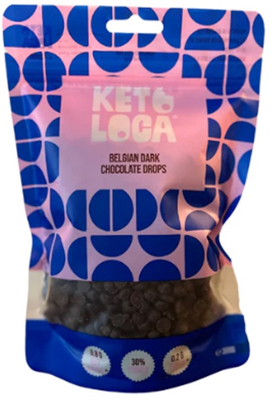 Een lichtroze pak met een blauw patroon. De tekst 'KETO & LOGA BELGIAN DARK CHOCOLATE DROPS' is zichtbaar. Chocoladedruppels zijn zichtbaar onderaan.
