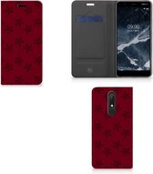 Nokia 5.1 (2018) Hoesje met Magneet Sterren