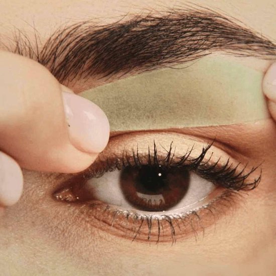 Foto: Andmetics brow wax strips for women l 