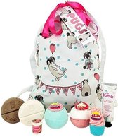 Moederdag Cadeau Bad Geschenkset "Pugs & Kisses" in leuke tas met handgemaakte zeep, bath bombs en veel meer!