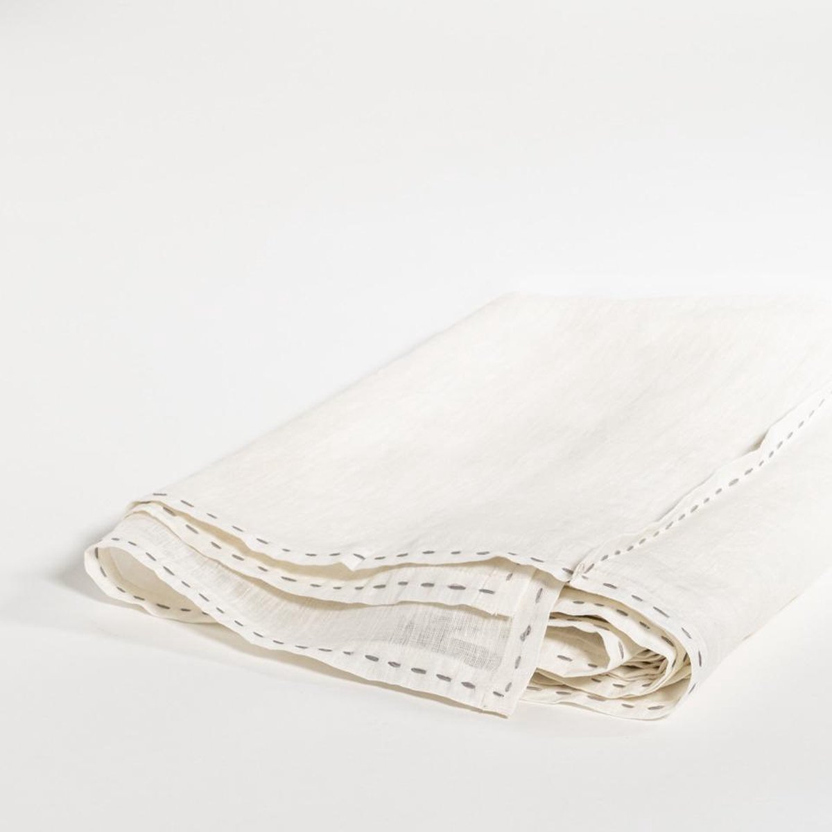 The Table weave - tafelkleed - 150 * 240 cm - linnen - handgemaakt