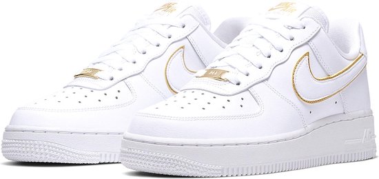 Nike Sneakers - Maat 40.5 - Vrouwen - wit/goud | bol.com