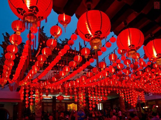 Reorganiseren Regelen veeg Rode nylon Chinese lampion 45cm Traditioneel Chinees Nieuwjaar | bol.com