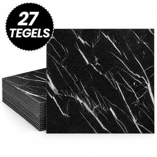 Stapel van 27 zwarte marmerlook zelfklevende tegels met witte aders.