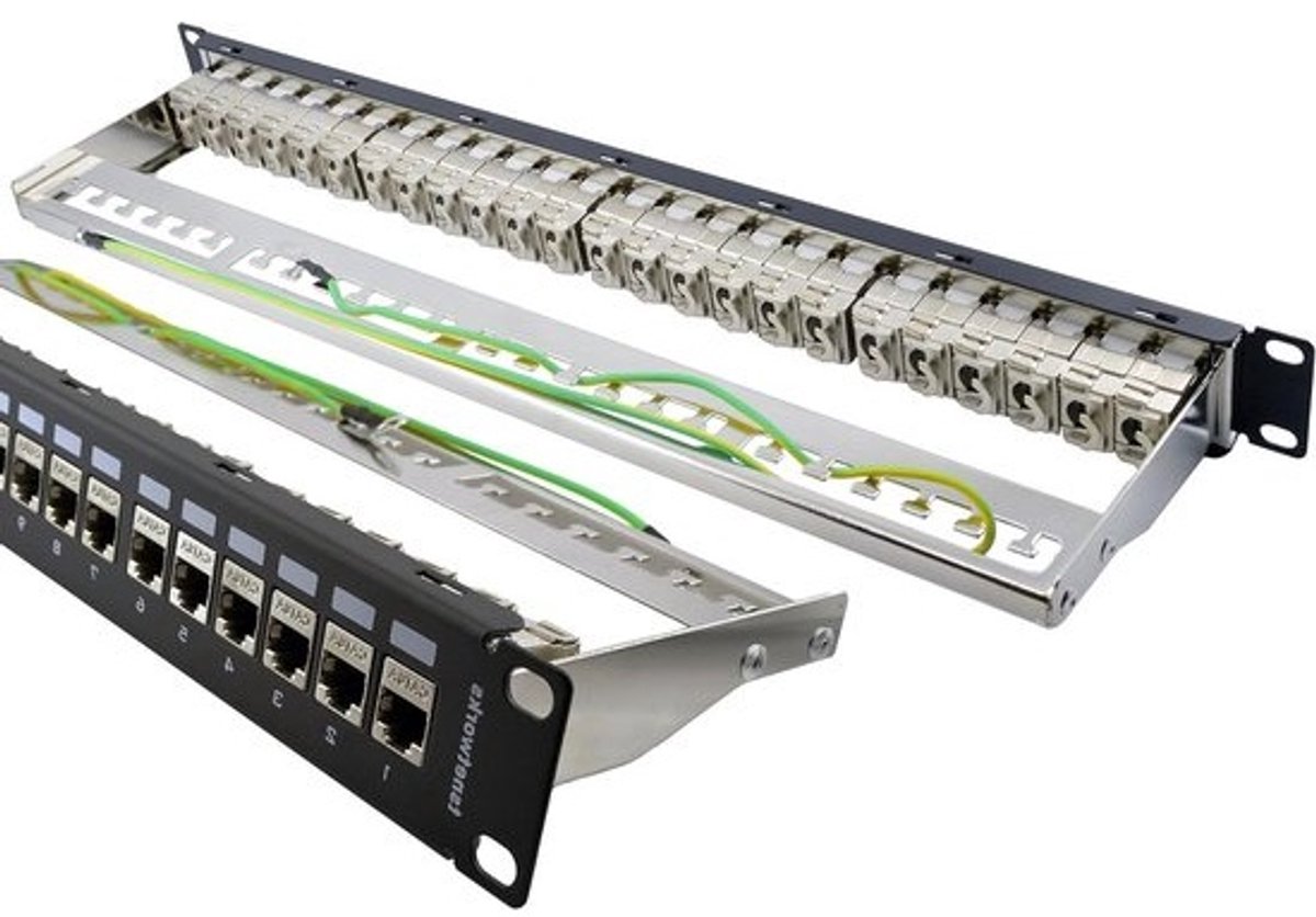 Patchpaneel verdelerveld - Netwerk verdeler - Netwerk organiseren - 24 poorten CAT 6a - 19 inch 1HE - Zwart