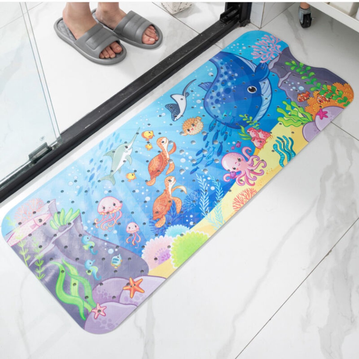 Antislip babybadmat geschikt voor oceaanprint, 100x40 cm, duurzame douchemat geschikt voor 200 zuignappen, geschikt voor kinderen en baby's.