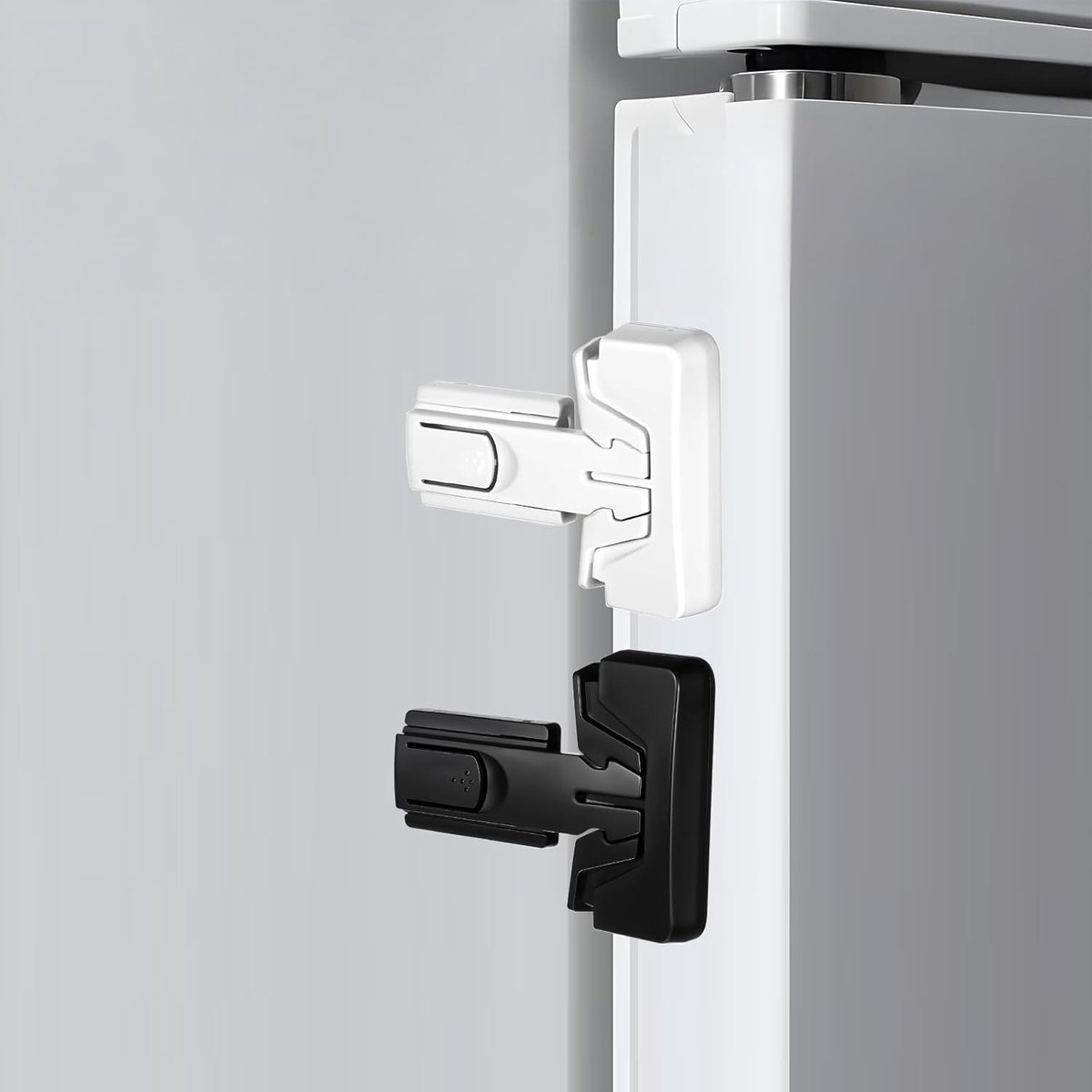 Kindveilige Koelkastsloten - 2 Stuks, Witte Deursloten voor Koelkast en Vriezer, Automatische Sluiting, Eenvoudige Installatie zonder Gereedschap, Ideaal voor Kindveiligheid en Huishoudens