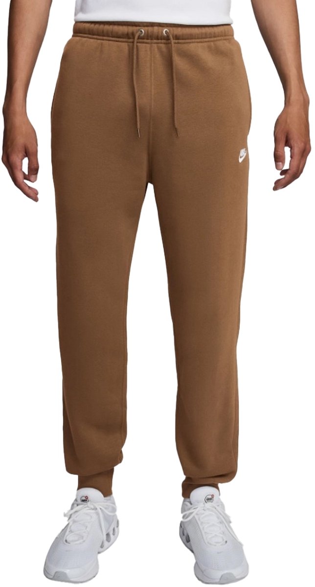 Nike nk club bb jogger in de kleur . Bruin