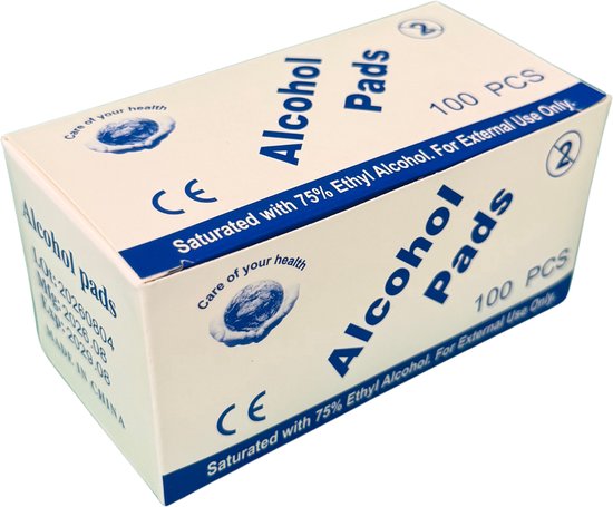 Witte doos met 100 Alcohol Pads voor desinfectie met productiedatum en vervaldatum.