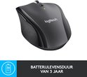 Zwarte Logitech Marathon draadloze muis met scrollwiel en batterijduur van 3 jaar.