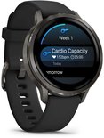 Zwarte smartwatch met een AMOLED-display dat 'Cardio Capacity', 152 bpm en 35:00 toont.