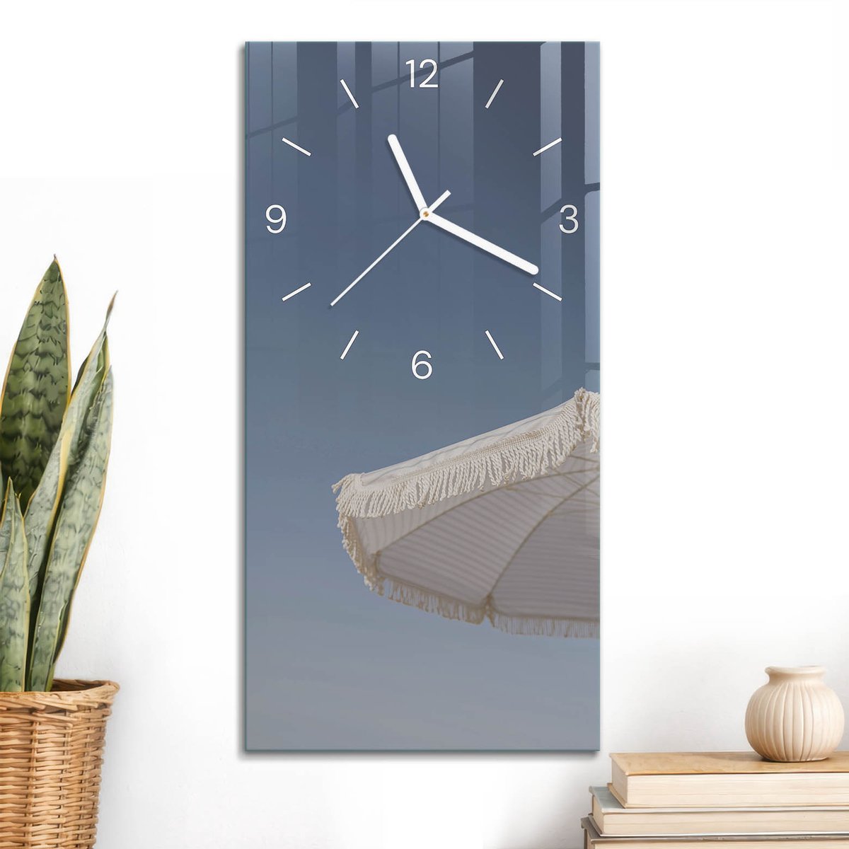 ArtPrintCave Blauw Glazen Klok - 30x60 cm - Rechthoekige Wandklok - Zomerse Rust Wandklok Keuken - Natuur Unieke Klok - Witte Klokwijzers