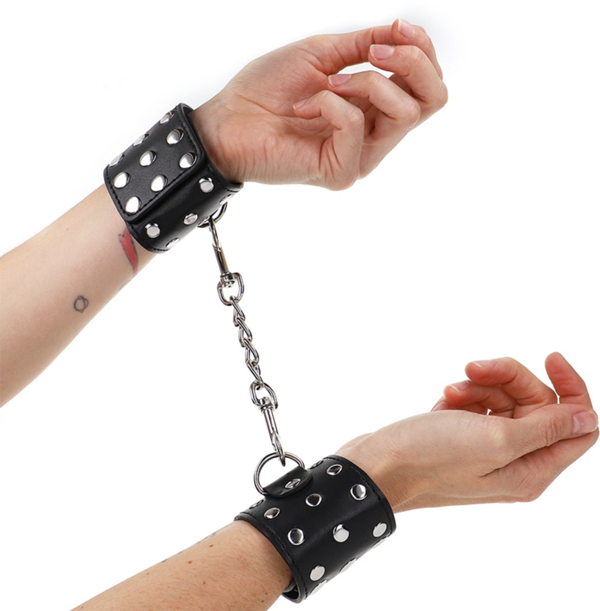 Polsbandjes met Klinknagels en Drukknoopsluiting