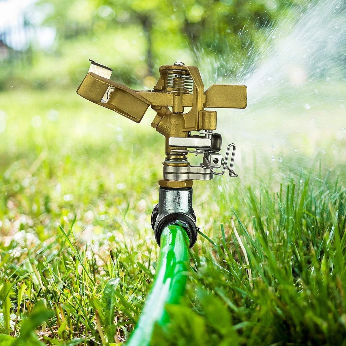360° Tuinsproeier met Metalen Spike voor Efficiënte Irrigatie van Planten, Bloemen en Groenten