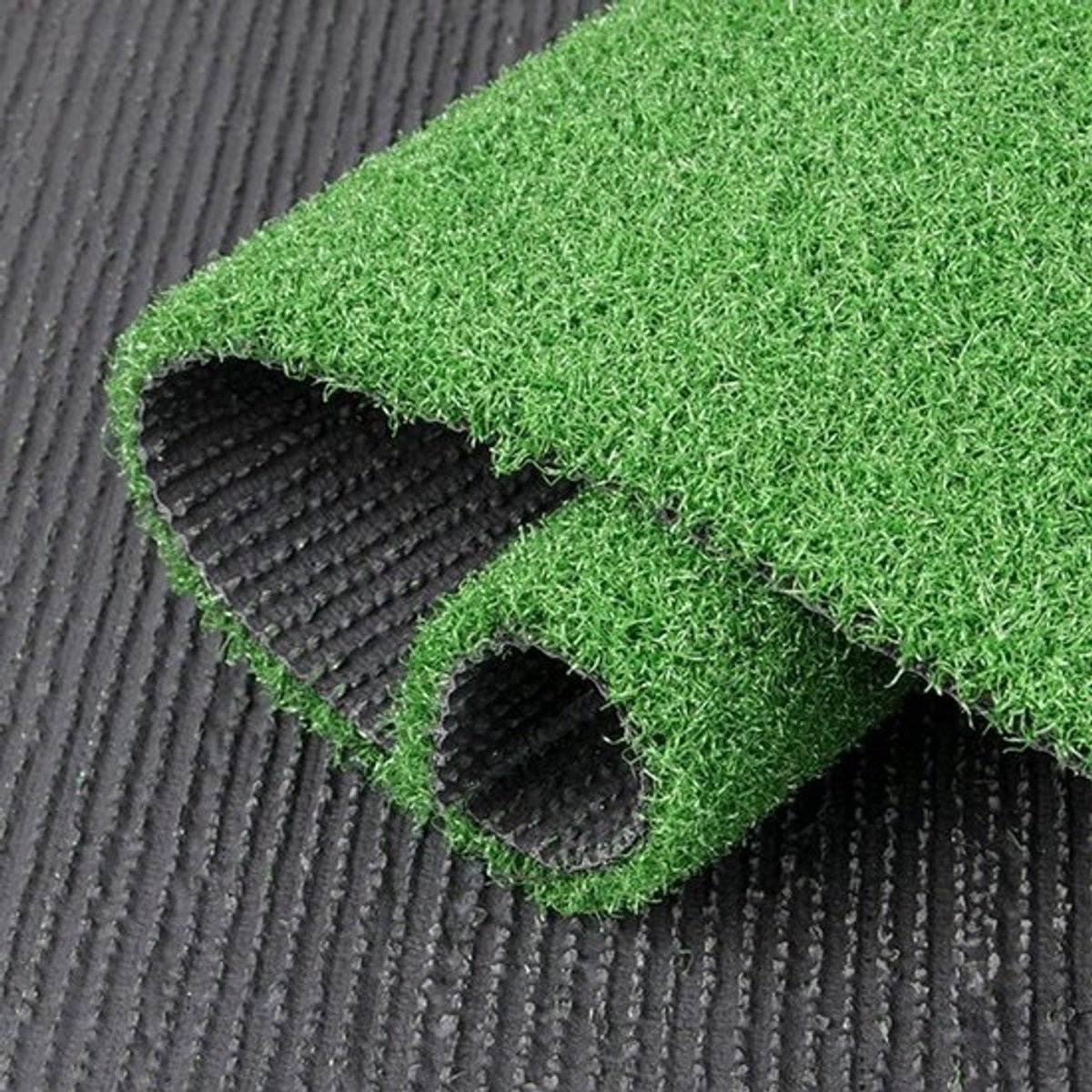 Synthetisch grastapijt - Nepgazon voor buiten - Tuintdecoratie - Structuur met hoge dichtheid - 79 x 40 inch - Groen