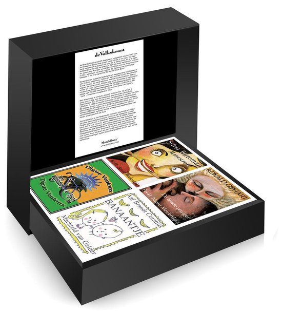 Luxe zwarte geschenkdoos van MatchBoox met vier miniboekjes en een tekstuele toelichting.