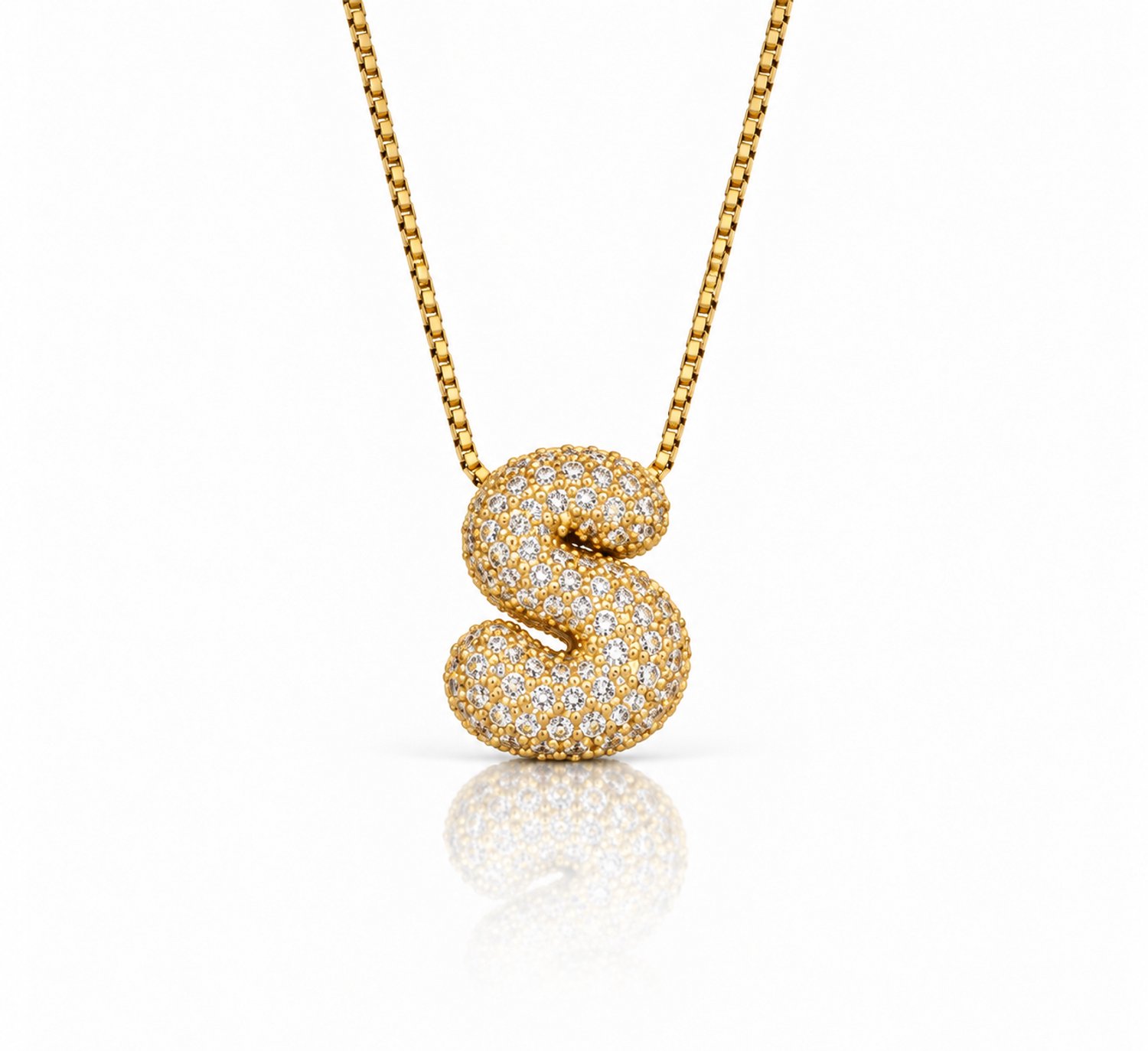 Maevi® Letter Ketting - Letter: S - Glitter Letterketting - Zirkonia Ketting - Lengte: 40 cm - Inclusief Luxe Verpakking - 18K Verguld Goud - Gouden ketting / Gouden letter - Hoge Kwaliteit - Luxe Ketting - Cadeau voor Vrouw / Dames / Moeder / Mama