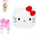 Witte Hello Kitty pluche tas, roze schouderband en minipop met hartvormige sleutelhanger.