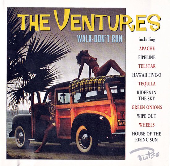 Albumhoes met "THE VENTURES WALK-DON'T RUN" en liedjeslijst. Een retro houten stationwagen met een vrouw erop.