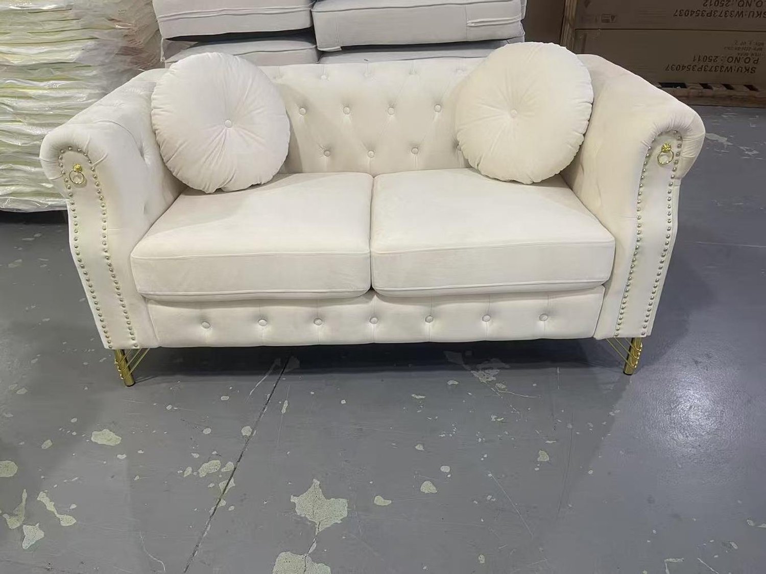 FloraGrace Chesterfield Bank 208,3 cm - 2 Zitplaatsen met Knopen en Siernagels - Woonkamer en Kantoor - Fluweel - Beige