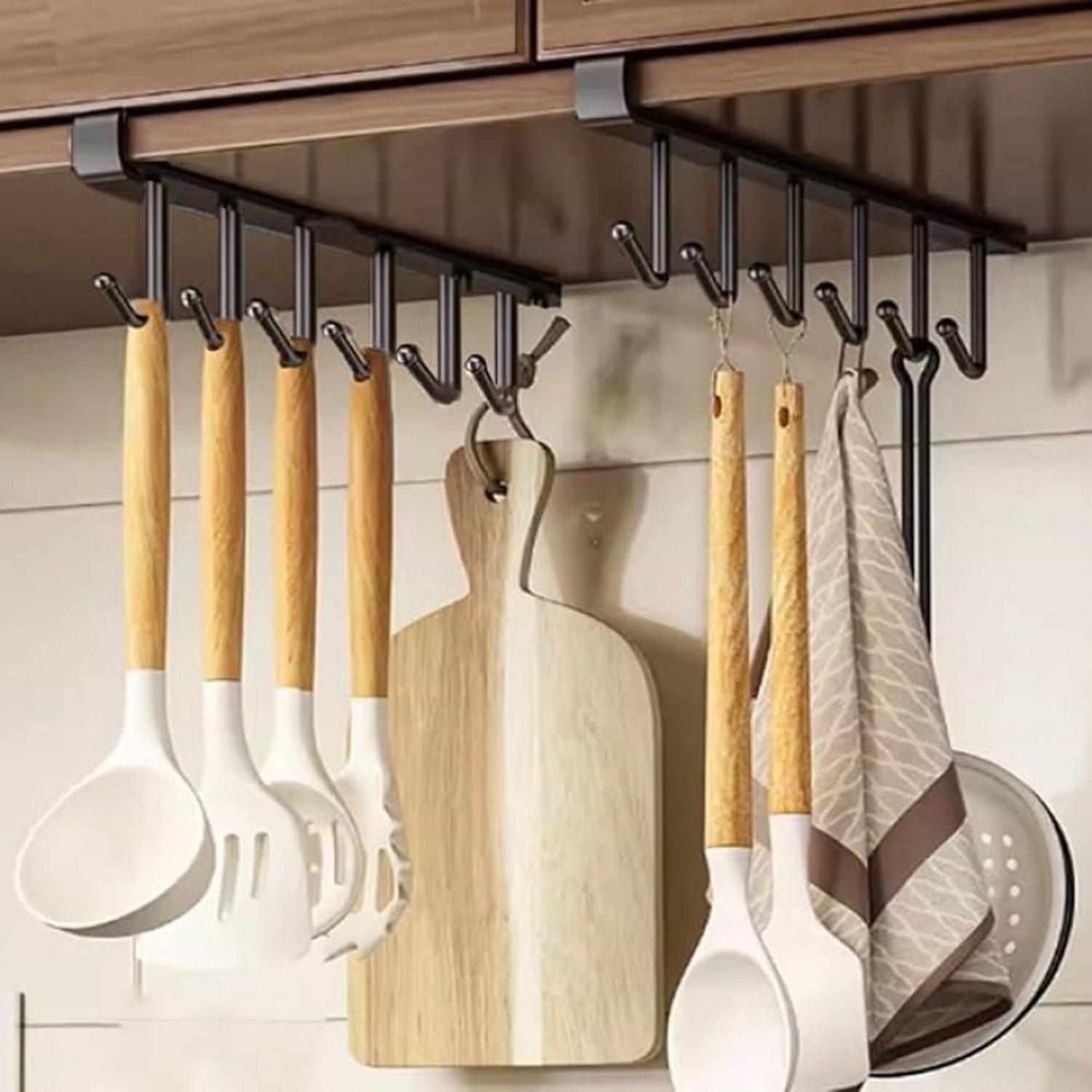Nazik Living 2 stuks zelfklevende kopjeshouders voor kastdeur, zwart metaal, 3 kg draagvermogen
