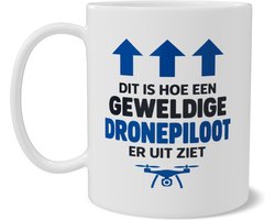 Mok Dronepiloot Dit Is Hoe Een Geweldige Dronepiloot Er Uit Ziet Origineel Cadeau Drone Vlieger Piloot Grappige Beker met Dubbelzijdige Print Wit Marineblauw Koffiebeker voor Werkplek en Hobby
