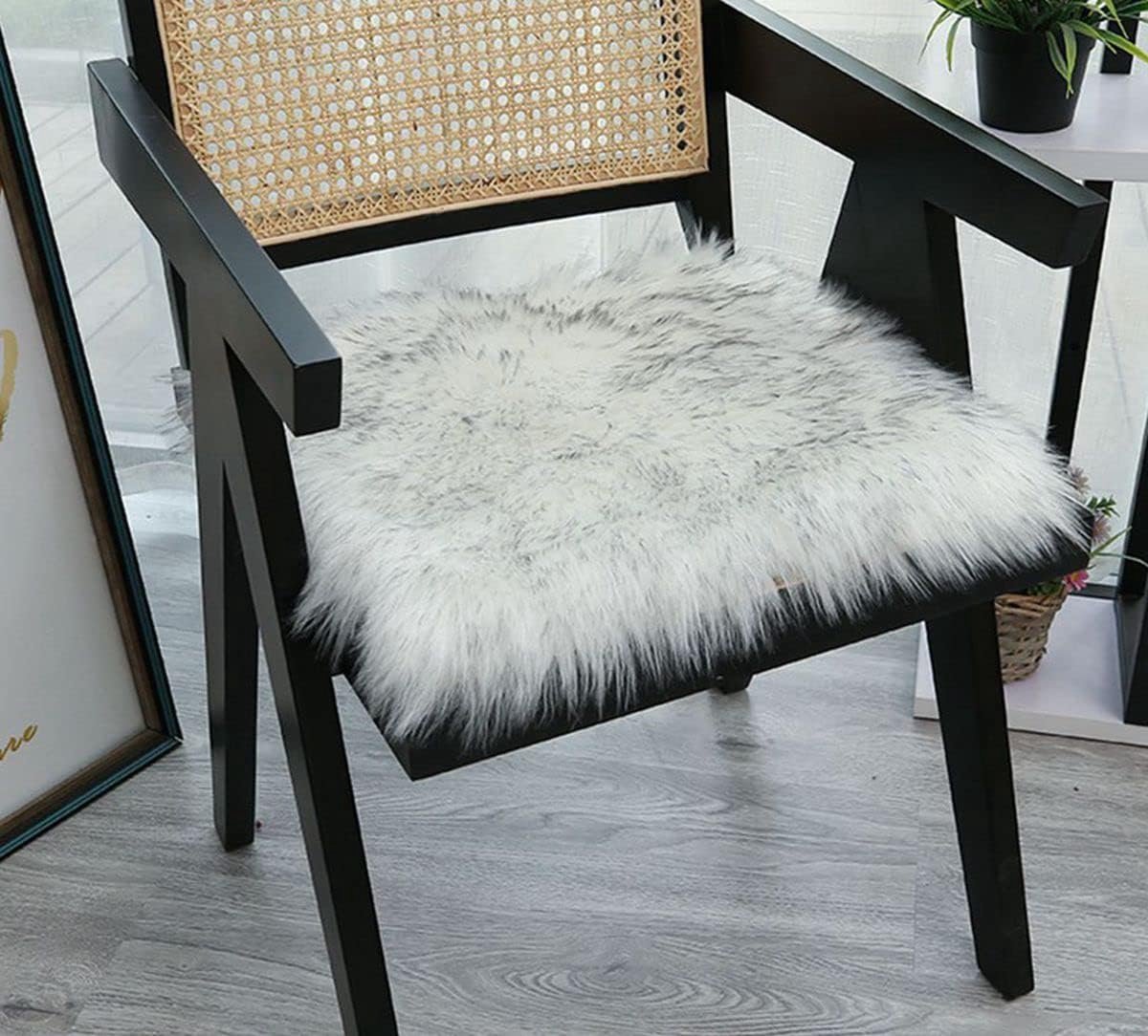 1 Stks Faux Bont Schapenvacht Zijdeachtig Zitkussen Faux Bont Seat Cover Gebied Tapijten voor Thuiskantoor Restaurant Stoel Wol Gebied Tapijt Zachte Pluizige Pluche Stoel Seat Pads Universeel