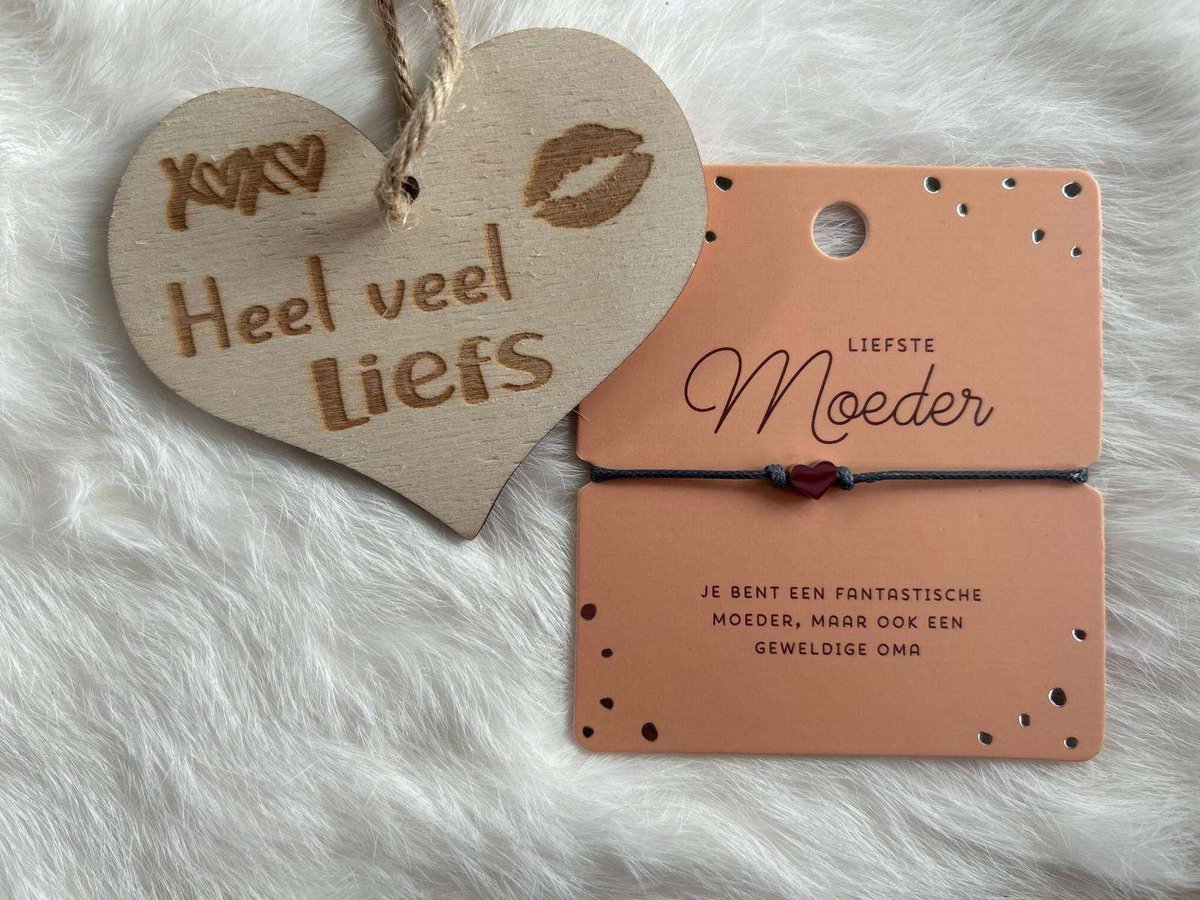 Creaties van hier – Hart Armband - zilver – 8x9 – verstelbaar - Moeder - met houten hartje