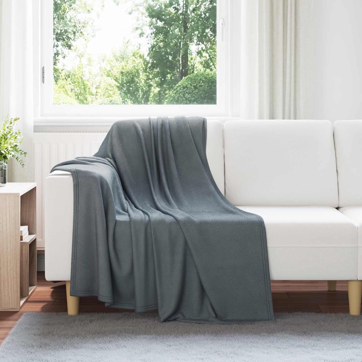 Woondeken, 170 x 130 cm, donkergrijs, knuffeldeken voor bank en bed, zachte sprei voor woonkamer en slaapkamer, lichte knuffeldeken