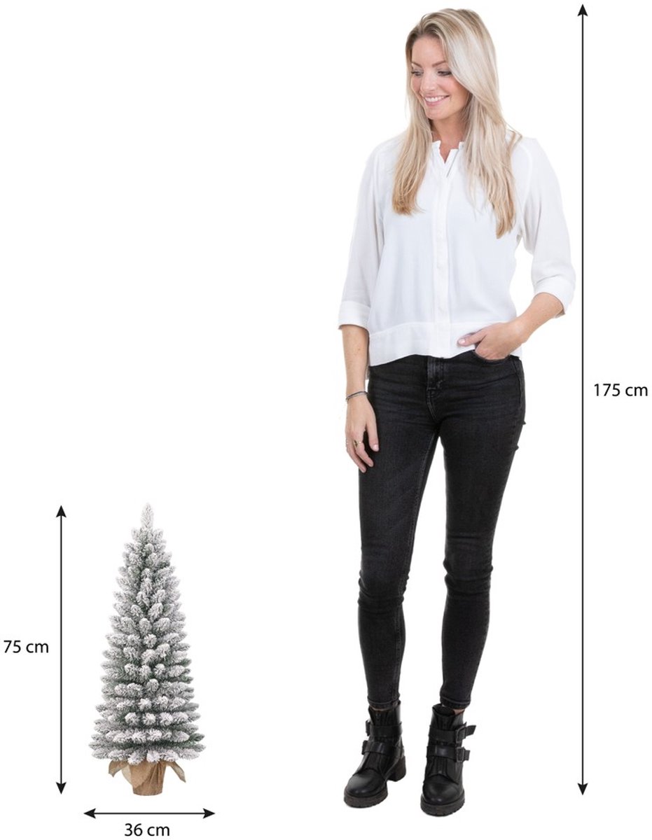 Black Box Trees Gerlos Smalle Kunstkerstboom in Jute - H75 x Ø36 cm - Groen Frosted – foto 6