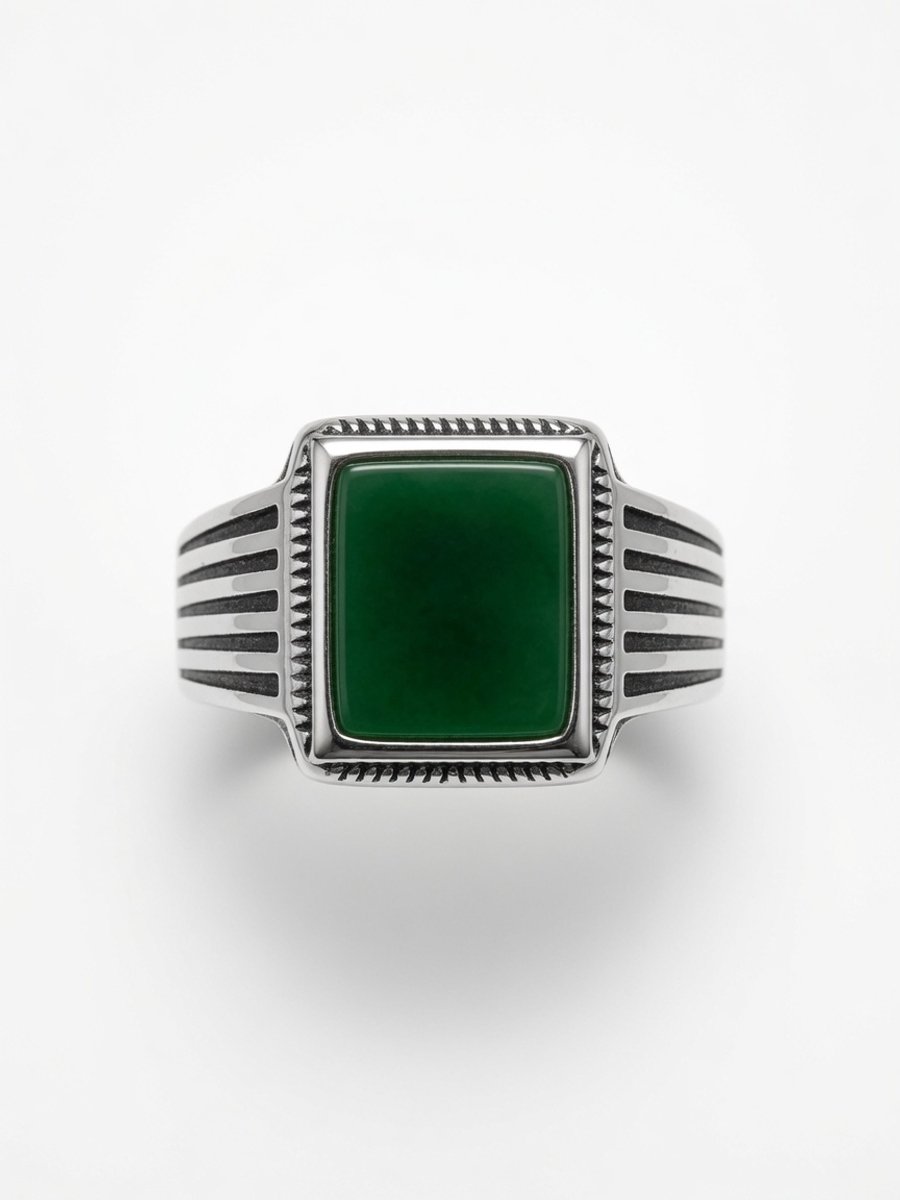 MoMo & More -17mm- Natuurlijke Gelegde Groene Jade Steen Zegelring - Unisex - 316L RVS Ring