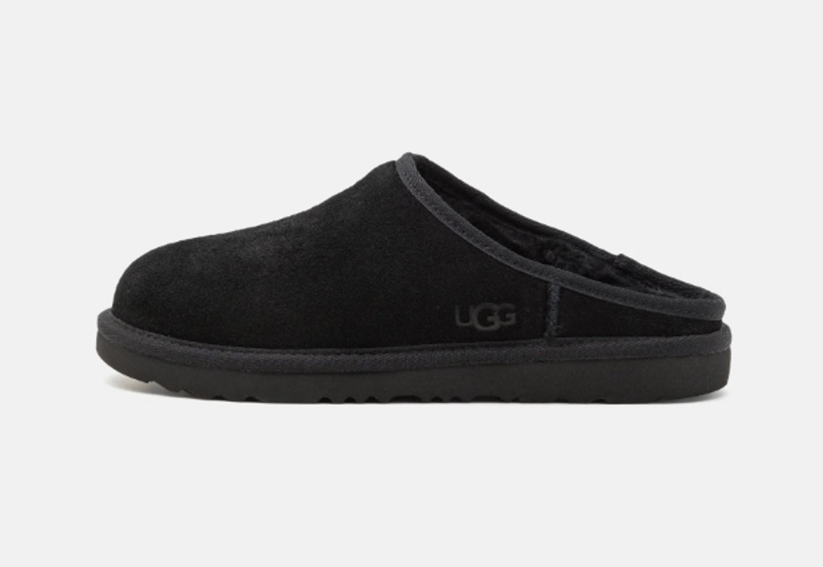 UGG Classic Slip-On Slipper Black (Kids)