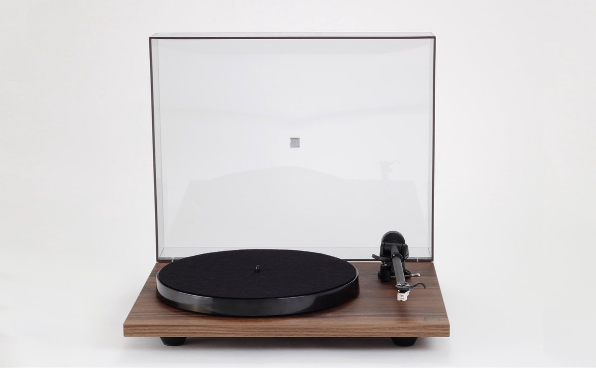 Rega Planar 1 Platenspeler - Carbon Cartridge - Walnoot
