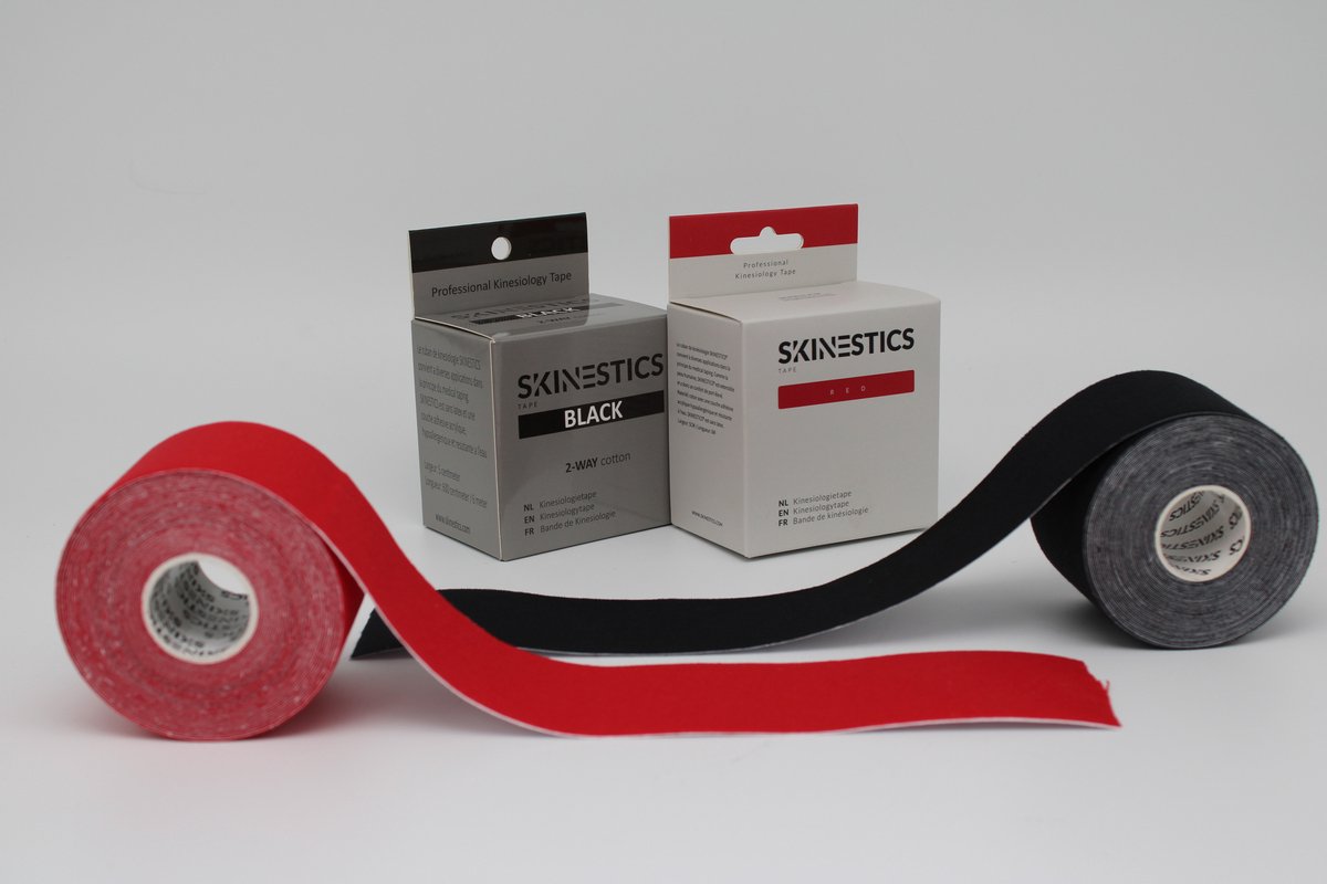 Duo pack Skinestics Sport tape – Fysio tape – Kleur Zwart+Rood – nu 20% langer, 600 cm lang bij 5 cm breed, 170% rekbaar gelijk aan menselijke huid, standaard voorzien van extra sterke lijm, katoen, voor het hele lichaam, spier ondersteuning