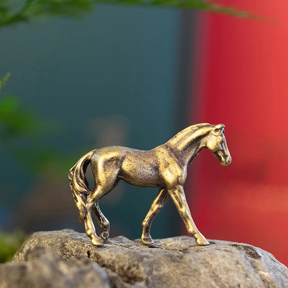 Messing Steigerend Paard Beeldje - Antiek Koperen Paard Sculptuur - Feng Shui & Zodiac Woondecoratie - 2,8 cm - Miniatuur Paardenfiguur