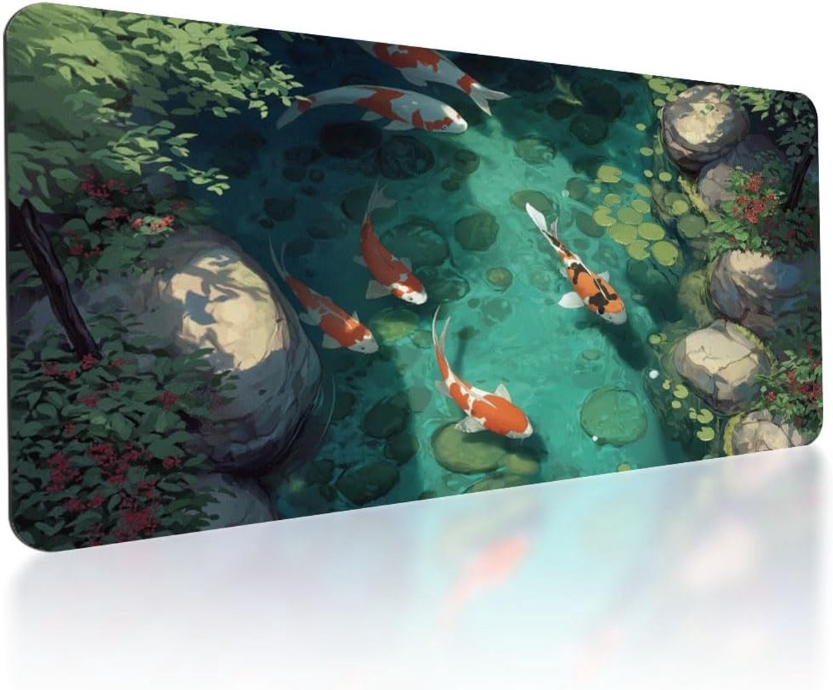 Grote gaming muismat met koi vismotief, antislip rubberen basis, waterdicht en oversized 80 x 40 cm voor kantoor en gaming setup