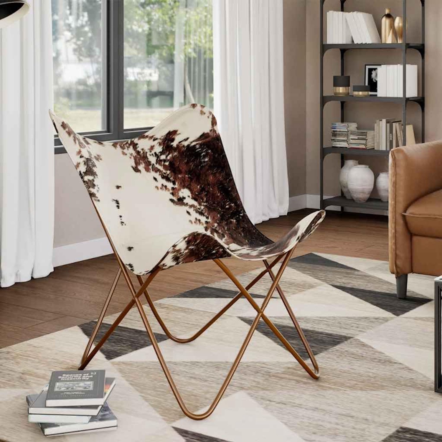 Vlinderstoel Vintage van Echt Koeienhuid Leer Bruin-Wit – Retro Design Fauteuil met Ergonomische Zitting en Gebogen Rugleuning, 74 x 66 x 90 cm – Novihome