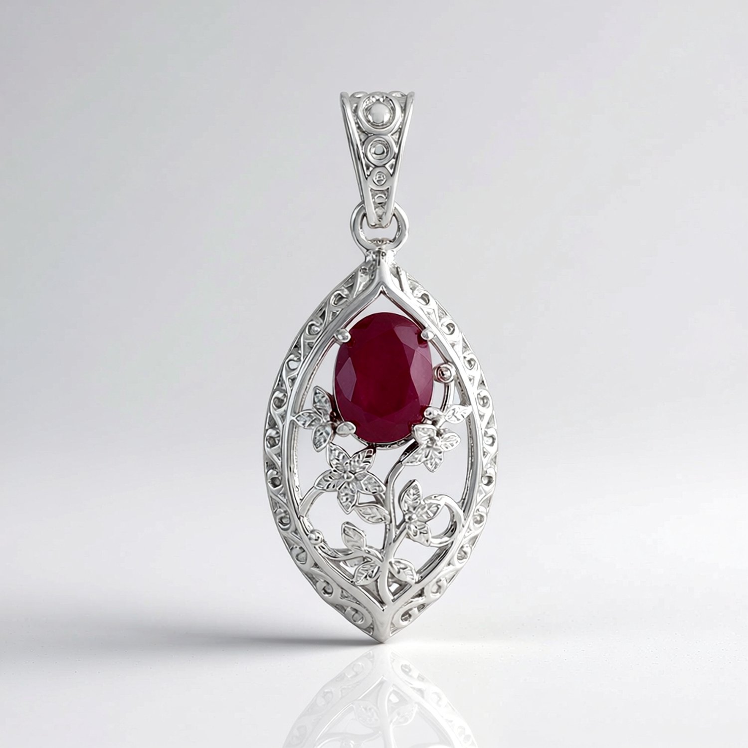 Madagaskar Ruby zilveren hanger