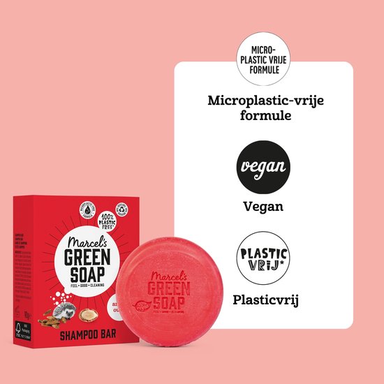 Roze shampoo bar naast de rode verpakking van Marcel's Green Soap. Tekst: 'Microplastic-vrije formule', 'Vegan', 'Plasticvrij'.