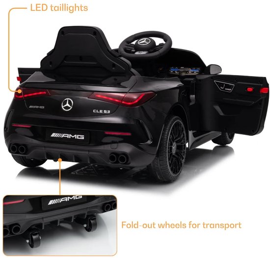 Achterkant van zwarte kinderauto met led-achterlichten en uitklapbare wieltjes.