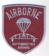 Airborne patch brug schildvorm 6 cm