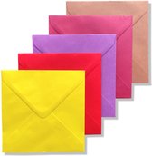 50 Cards & Crafts Luxe gekleurde Vierkante Enveloppen | fel / donkere kleuren 14x14cm | puntklepsluiting