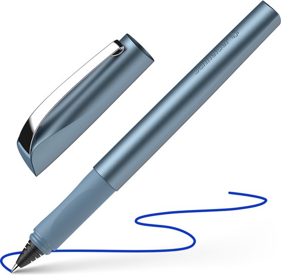 Blauwe Schneider rollerball pen, dop eraf, met blauwe inktlijn.