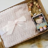 Baby's 1e Knuffelbox Roze - Geboortecadeau - Kraampakket - Kraamcadeau - Geboortegeschenk