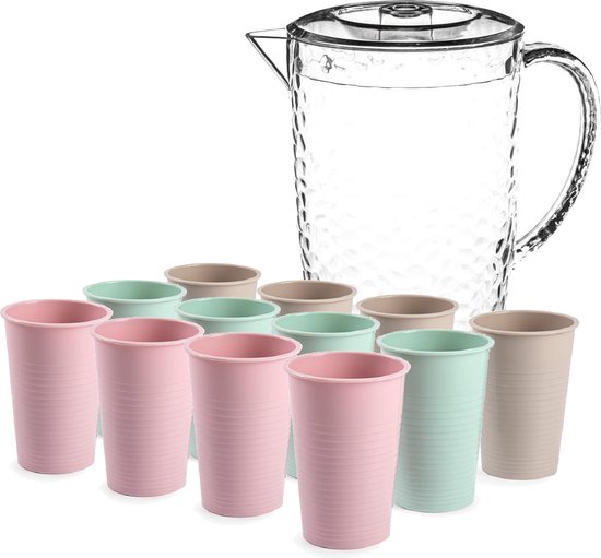 Stevige sapkan/water/schenkkan karaf met deksel 2 liter set met 12x kunststof multicolor drinkglazen 200 ml