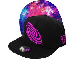 Capiche® Snapback Pet Heren – Galaxy Mix – Zwart & Paars – Verstelbaar met Druksluiting – Sportcap – Baseball Cap – Mannen Cap