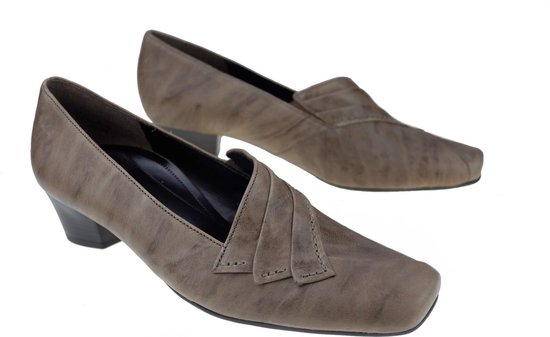 GABOR Pumps in Beige | ABOUT YOU
