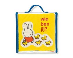 Omslag van nijntje stoffen labelboekje wie ben jij?